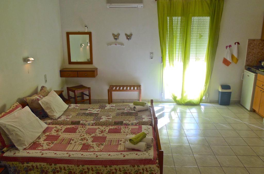 Irilena Apartments Stalida Pokoj fotografie